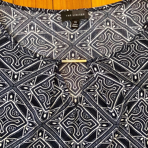 The Limited 3/4 Sleeve Sheer Blouse w/ Gold Bar - Picture 5 of 6